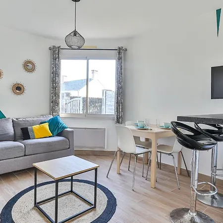 Violette - Piscine בית נופש Notre-Dame-de-Riez