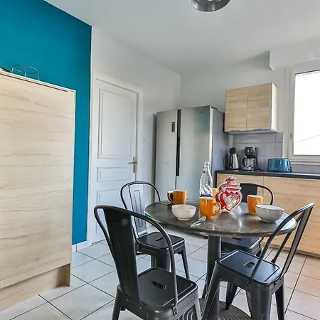 Violette - Piscine בית נופש