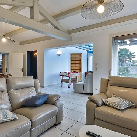 Violette - Piscine בית נופש