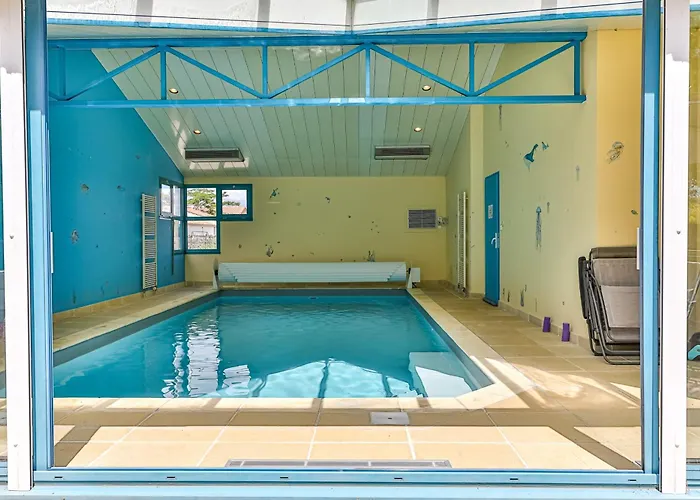 Violette - Piscine *