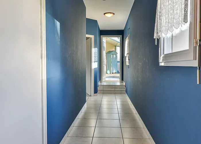 Violette - Piscine * Notre-Dame-de-Riez