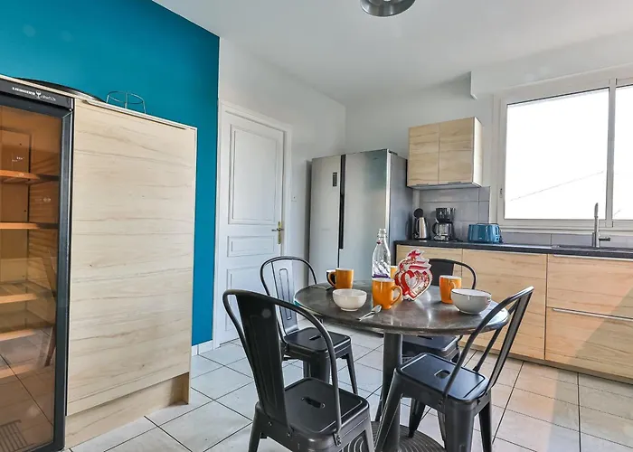 Violette - Piscine بيت للعطل